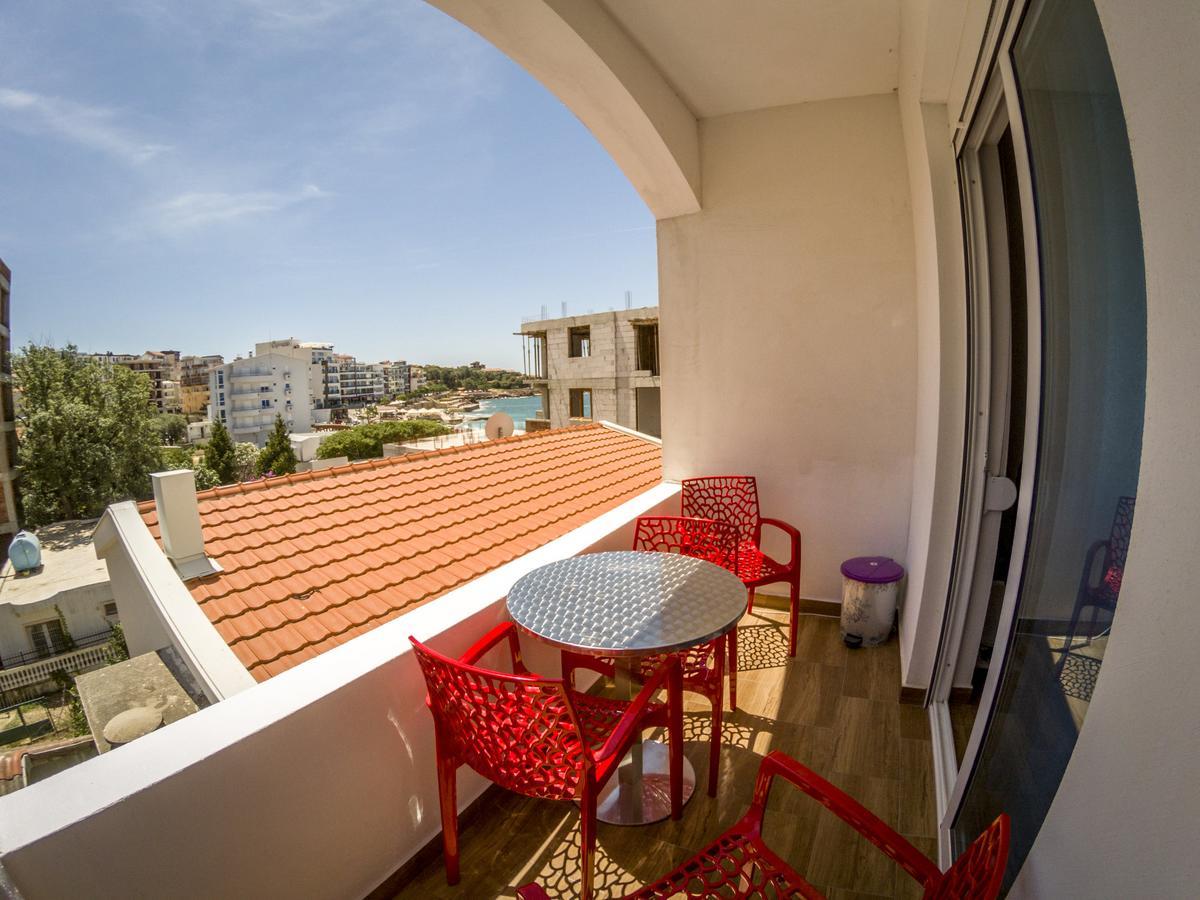 Queen Apartments & Rooms Dobra Voda Exterior photo