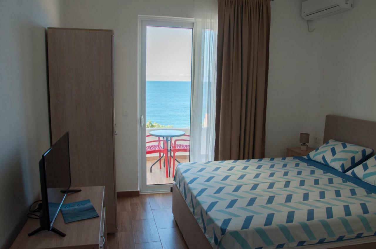 Queen Apartments & Rooms Dobra Voda Exterior photo